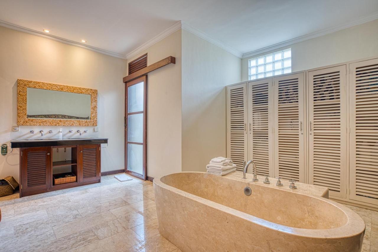 Villa Aisha Sanur Екстериор снимка