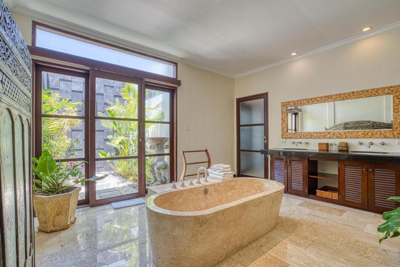 Villa Aisha Sanur Екстериор снимка